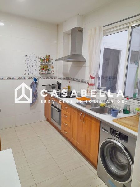 Foto 73b2983f-5eea-435e-9027-31d4e0de42f6. Casa amb calefacció a Vinalesa