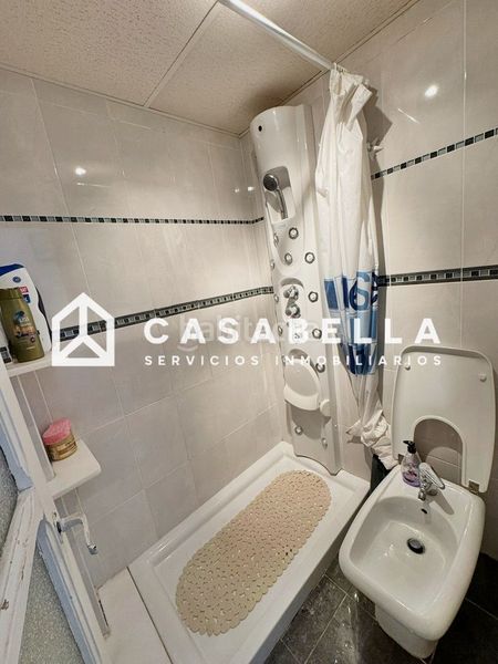 Foto bd44f503-7e08-4d43-9271-ddf98ea4e73f. Casa amb calefacció a Vinalesa