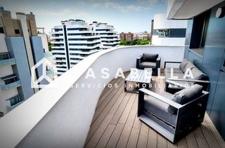 Miete Dachwohnung  Antonio ferrandis. Casabella inmobiliaria alquila ático en ciudad de las artes y la
