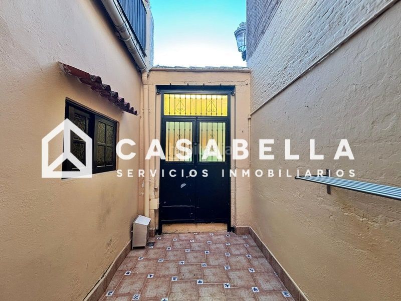 Foto c9b98d30-411f-472e-925f-8dadf1f8db19. Casa a El Cabanyal-El Canyamelar Valencia