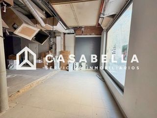 Business premise in Exposició
