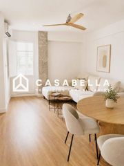 Flat in Barrio de Benimaclet. Casabella inmobiliaria vende vivienda reformada en el benimaclet