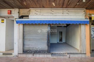 Business premise in Bellvitge. Local comercial en venta en lhospitalet de llobregat