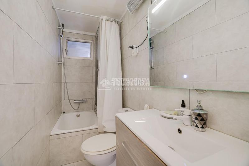 Foto 16d160d1-f33f-402f-9efb-bc767cd2fb45. Flat in Bellvitge Hospitalet de Llobregat (L´)