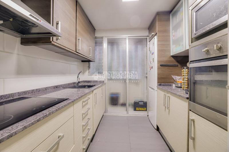 Foto 9d3b6b9e-72b0-4dd0-a601-d23fa722903a. Flat in Bellvitge Hospitalet de Llobregat (L´)