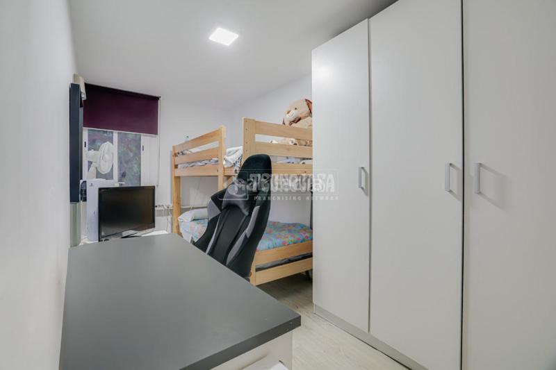 Foto a4a85b05-564e-44a6-875d-2dea7e2309b7. Flat in Bellvitge Hospitalet de Llobregat (L´)