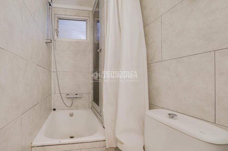 Foto ce5a84c8-d223-4170-a79b-2e7b0f4b462f. Flat in Bellvitge Hospitalet de Llobregat (L´)