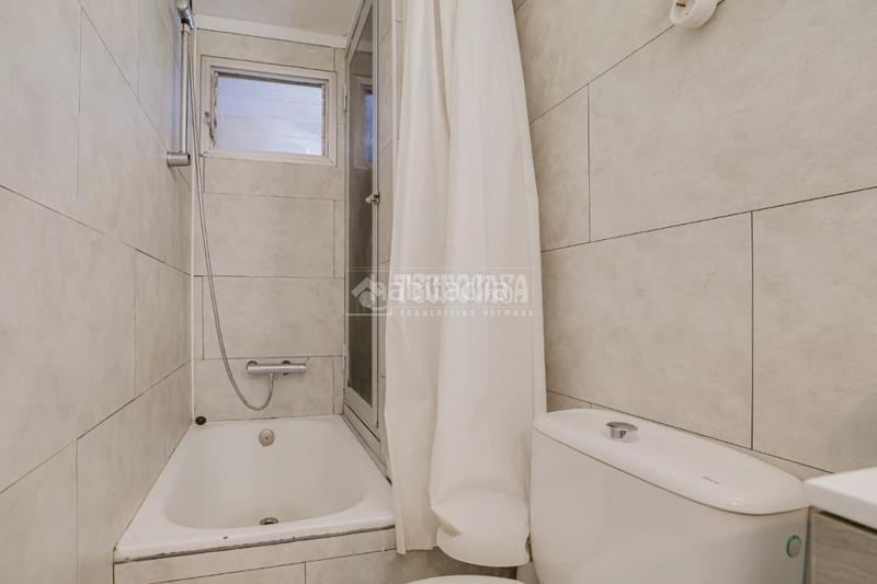 Foto d7085a16-2f8b-4fa1-b3a5-1da13b0fc45e. Flat in Bellvitge Hospitalet de Llobregat (L´)