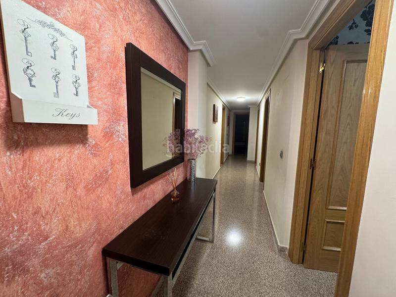 Foto 6400ffa4-dba2-40e3-afc0-f4a63614d3f4. Lloguer pis a carrer san isidro 24 a Centro Sant Vicent del Raspeig