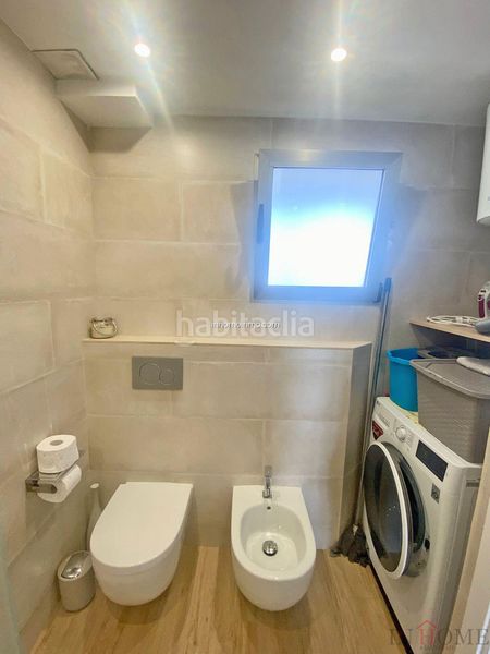 Foto 8df814e0-c18d-425a-a3d2-a7343360c7ac. Estudi a Playa Levante Benidorm