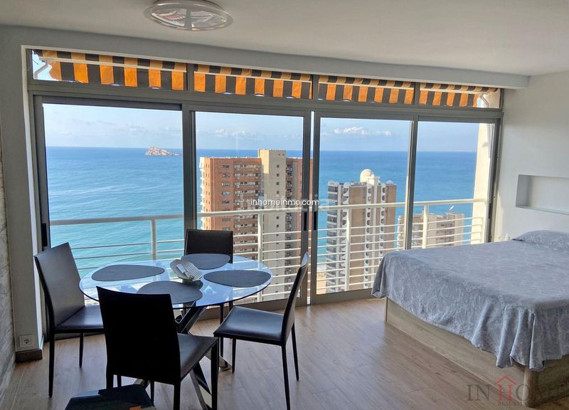 Foto f3d7ba6d-39a4-4821-8c92-ffcd6d2e554e. Estudi a Playa Levante Benidorm