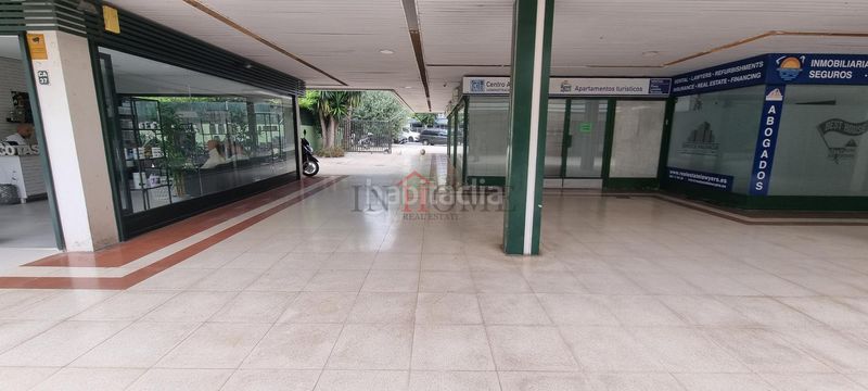 Foto 274f9403-4fdd-48b3-bbaf-21cc53e38e82. Local comercial local en Playa Levante Benidorm