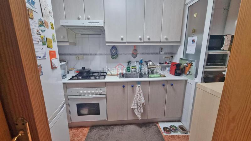 Foto 3115b83c-6f97-4726-8812-10c146c7d8aa. Appartement avec parking piscine dans Playa Poniente Benidorm