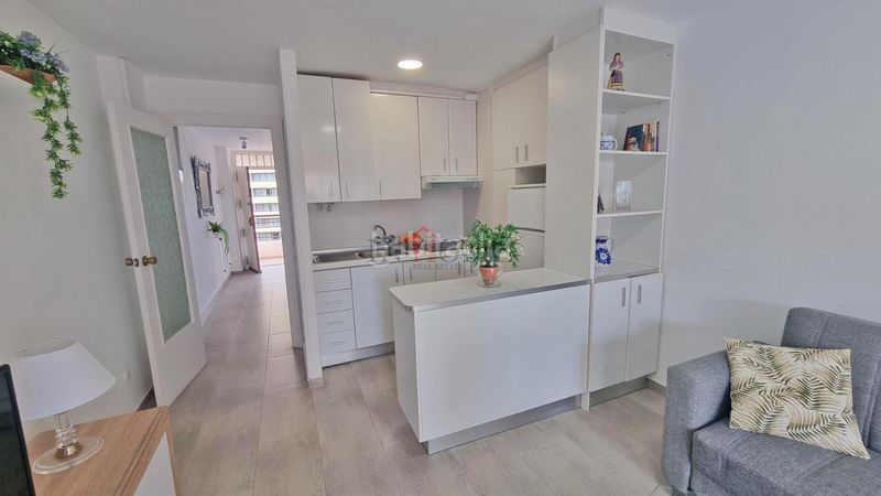 Foto fd596a09-c9e2-44a7-9340-18eef29e179d. Apartament amb piscina a Rincón Bajo Benidorm