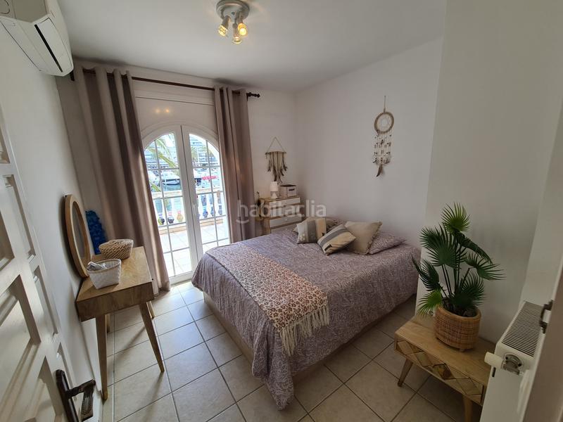 Foto 476f4b23-19a0-4faa-8387-ab483a449e57. Casa adosada bonita casa con piscina y amarre de 12m, cerca del mar en Empuriabrava