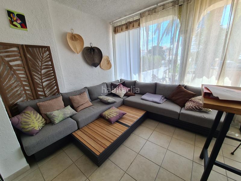 Foto a0f6c110-f2ec-4903-b22a-e6a563e1906a. Casa adosada bonita casa con piscina y amarre de 12m, cerca del mar en Empuriabrava