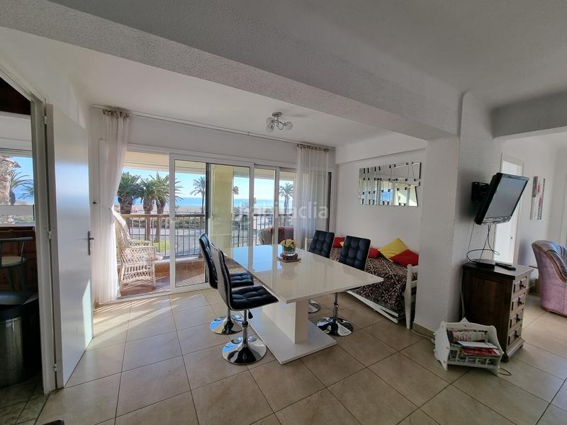 Foto 57132eed-b936-465f-92e8-abba57fe0135. Apartamento encantador piso en primera línea de mar en Empuriabrava