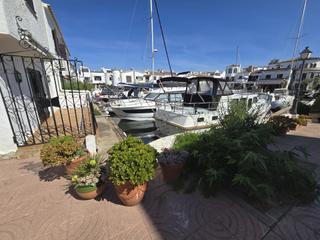 Maison jumele dans Port Grec - Port Mox. Casa de 3 hab. con amarre de 10m y aparcamiento.
