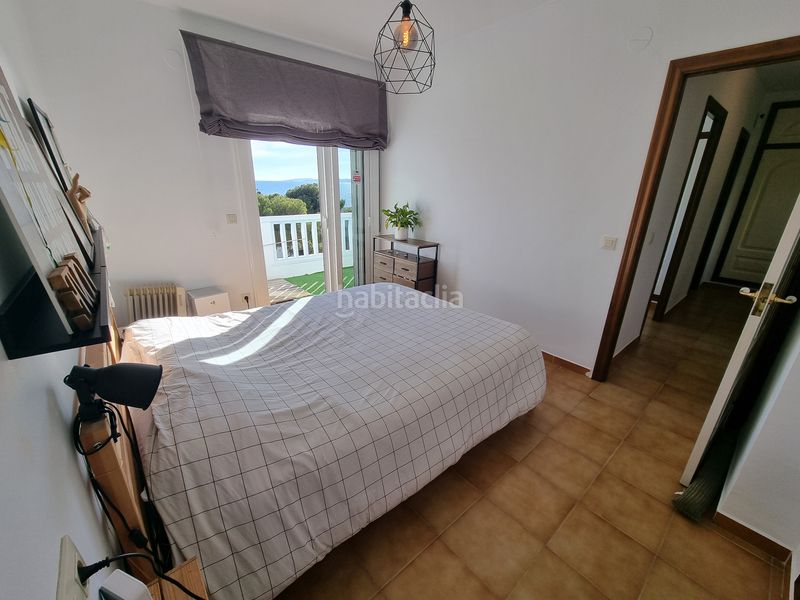 Foto b10a9a13-5aa9-49eb-89f8-9e84ba5ac79c. Casa aparellada amb xemeneia calefacció aparcament a Roses