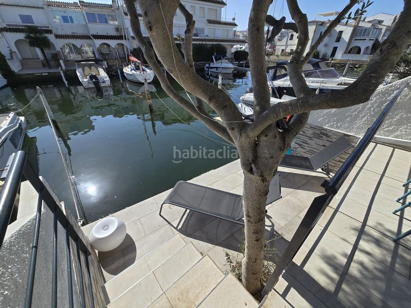 Foto 50da64f0-67e0-48be-b189-c02568c2282d. Casa adossada amb aparcament a Port Banyuls - Port Alegre - Port Empordà Empuriabrava