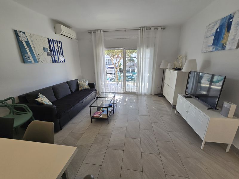 Foto 732a4259-ef15-461a-a4dc-9380c2834b02. Casa adossada amb aparcament a Port Banyuls - Port Alegre - Port Empordà Empuriabrava