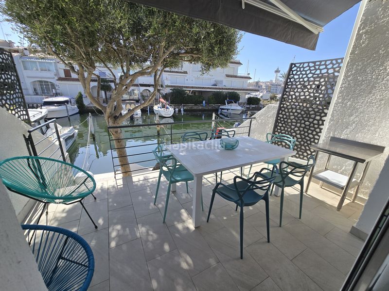 Foto 965769dd-7f9c-411c-82d5-e11c15e525d9. Casa adossada amb aparcament a Port Banyuls - Port Alegre - Port Empordà Empuriabrava