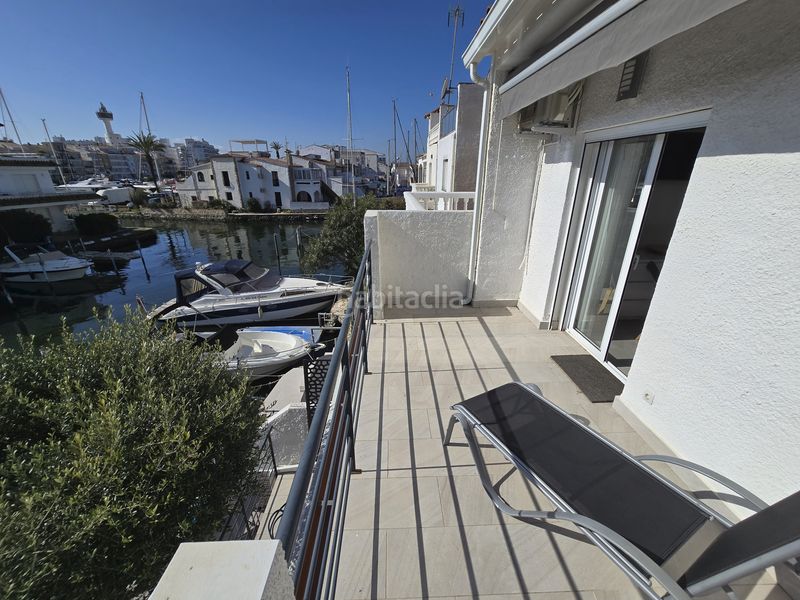 Foto b023a02a-6032-437c-b910-56b504d11228. Casa adossada amb aparcament a Port Banyuls - Port Alegre - Port Empordà Empuriabrava