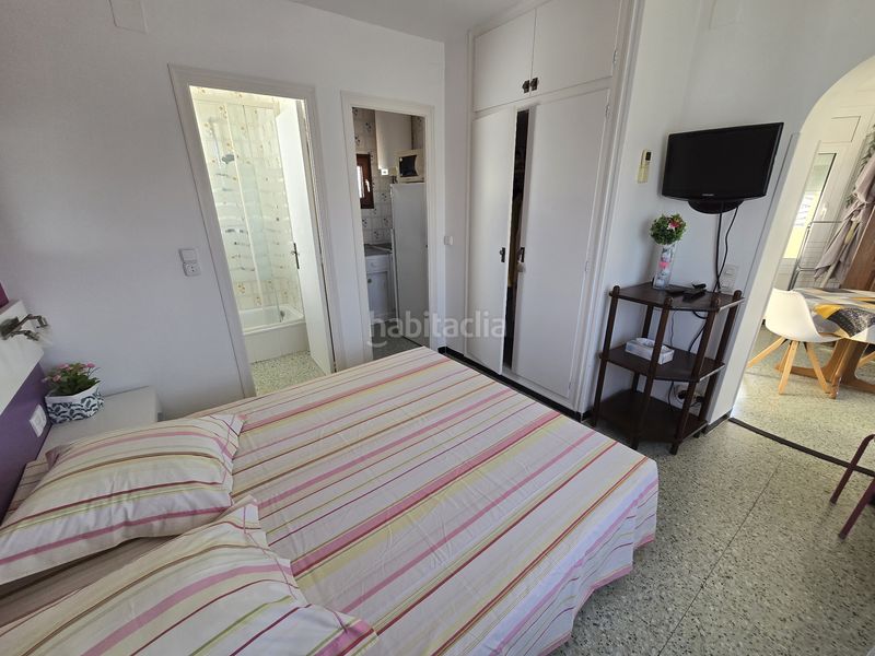 Foto d86120ca-ac08-4987-b146-c60fa4e758ac. Casa amb aparcament piscina a Peni Empuriabrava