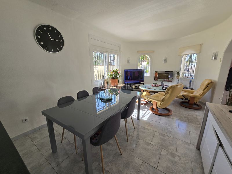 Foto db76f9a4-41c4-4356-a67f-077e82c72b68. Casa amb aparcament piscina a Peni Empuriabrava