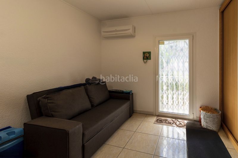Foto 6c8897c9-efdd-488c-8909-6755f17697c1. Casa amb calefacció aparcament a Carlit - Montseny Empuriabrava