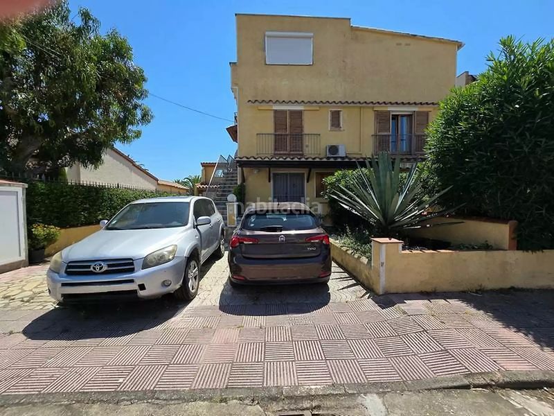 Foto ce744fe0-4fd6-4dfd-a0c9-90250deabacd. Apartament amb aparcament a Salins - Cavall de Mar Empuriabrava