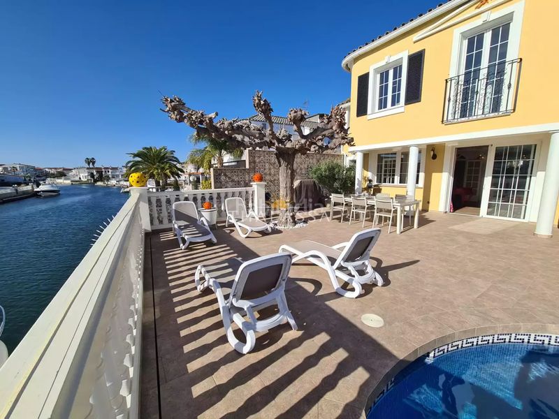 Foto 50e6abb0-4ed1-4126-b062-a001da50d66e. Casa amb calefacció aparcament piscina a Francolí - Freser - Noguera Empuriabrava