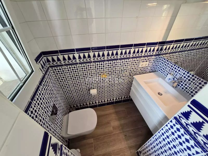 Foto 7f5e0c00-d569-4374-8a95-f5fc0ed07b8d. Casa amb calefacció aparcament piscina a Francolí - Freser - Noguera Empuriabrava