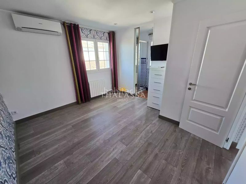 Foto f9c6ab25-6187-4b72-a1b9-5a638e10d1cb. Casa amb calefacció aparcament piscina a Francolí - Freser - Noguera Empuriabrava