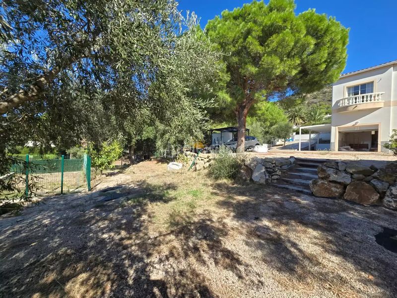 Foto 4cdb6e9d-4820-4708-ab1f-68187d563252. Casa amb calefacció aparcament piscina a Pau