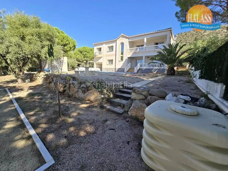 Foto 74639769-f274-43f4-937f-137e09a95ddc. Casa amb calefacció aparcament piscina a Pau