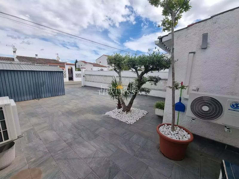 Foto 9800d0ba-404a-4091-a5df-ebd05245e723. Casa amb aparcament piscina a Puigmal - Mas Nou Empuriabrava
