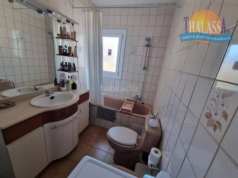 Foto 5c444e63-6f96-49c4-a8c7-72e441d43dea. Casa adossada amb aparcament a Puig Rom-Canyelles-Almadrava Roses