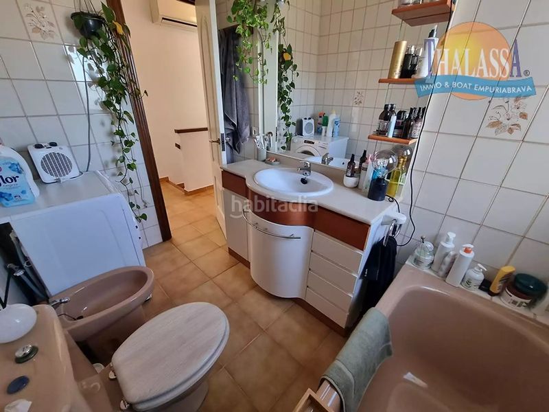 Foto 8abf218d-6360-496b-8181-dd588ac9073b. Casa adossada amb aparcament a Puig Rom-Canyelles-Almadrava Roses