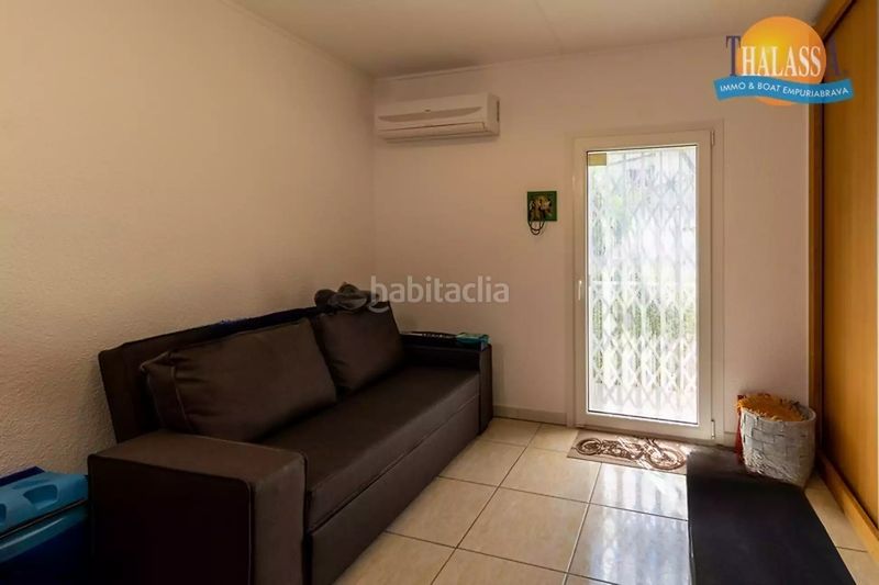 Foto 8d6e7488-4218-47a6-8a88-2a651ee4039c. Casa amb aparcament a Puigmal - Mas Nou Empuriabrava