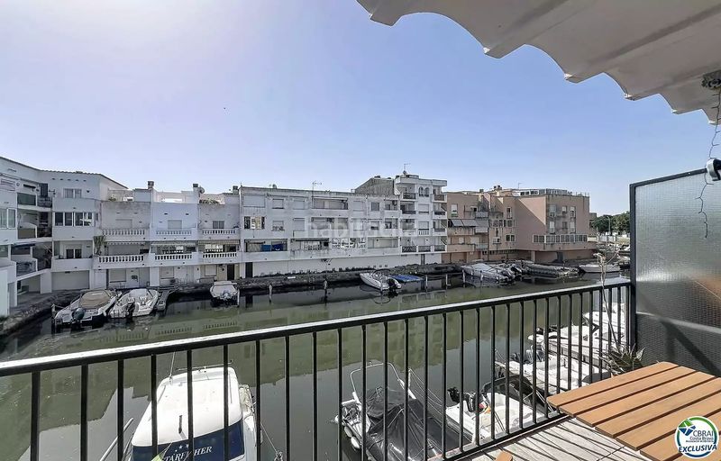 Foto a256a37a-e9d0-46d5-9e37-ac60c96e1869. Appartamento in carrer Alberes 191 in Alberes Empuriabrava