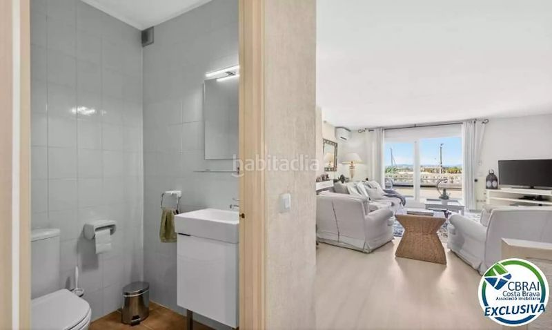 Foto 109943e0-21f5-4c65-a3e5-cd0fc94b2060. Appartamento in calle cavall de mar 42 in Salins - Cavall de Mar Empuriabrava