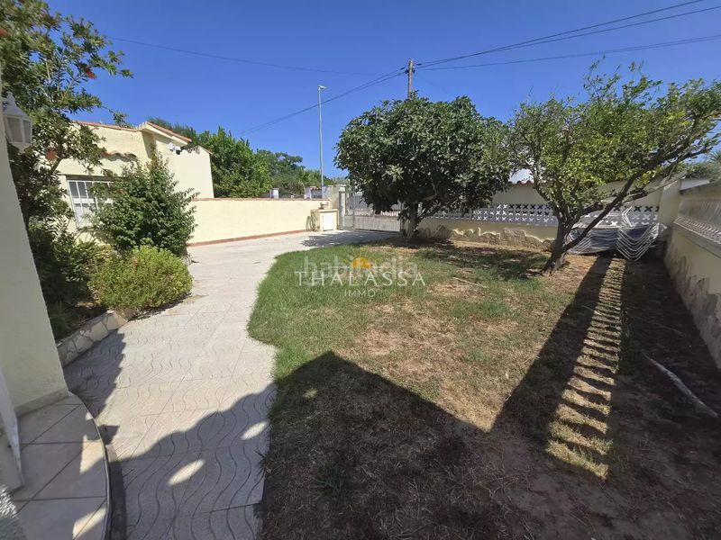 Foto 47eabc48-0e36-4b27-802f-a9ea932e3573. Casa amb aparcament a Segre - Ebre - Ter Empuriabrava