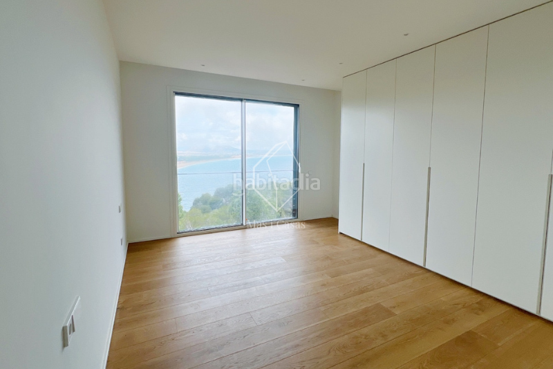Foto c122c2ea-5ce7-4e3b-94c0-b896ac3024c8. Chalet albacsari villa és una exclusiva promoció de nova construcció a “sa riera” a . en Begur