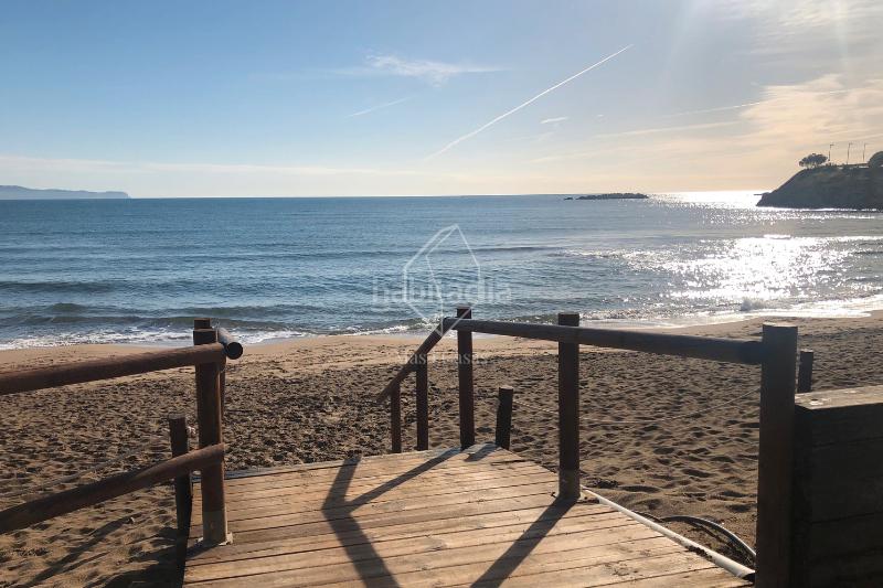 Foto 10d2a092-60b5-44ce-8fe0-37753bb6365a. Posto auto in Eixample Residencial Escala (L´)