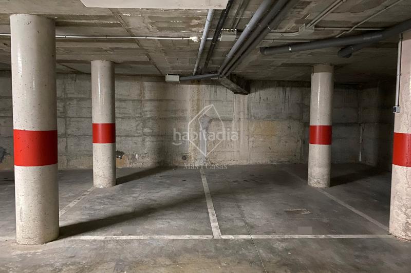 Foto 68ac8cf1-5607-4198-9d3f-79d08915ff7b. Posto auto in Eixample Residencial Escala (L´)