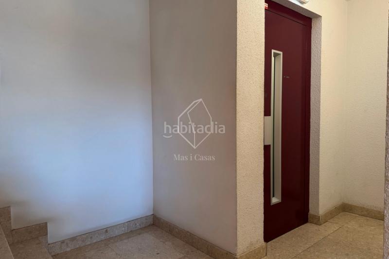 Foto 48a7260e-fe10-4e4e-9cbc-4a10927b4648. Apartamento situat al primer pis amb ascensor d’una residència agradable, aquest apartament de 68 m² ofereix un entorn de vida ideal. en Escala (L´)