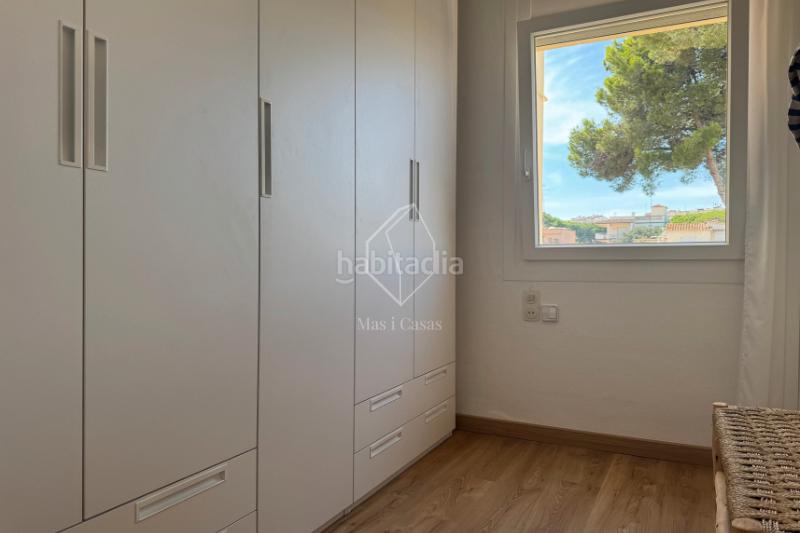 Foto 6d27480a-a97d-449c-a5b1-cd077adf563a. Apartament amb aparcament a Eixample Residencial Escala (L´)