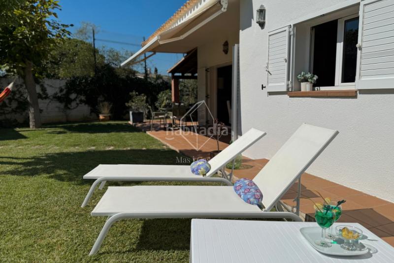 Foto 167c1c37-a907-43e2-a67c-939525c9b6c8. Casa amb xemeneia calefacció aparcament piscina a Escala (L´)