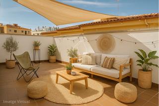 Apartament  Avinguda de montg. Situat al primer pis amb ascensor duna residncia agradable, aq